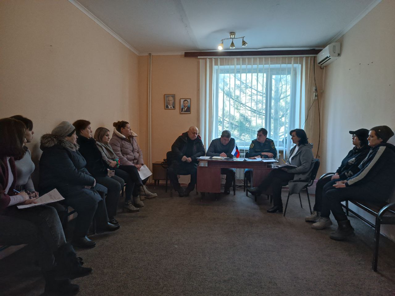 Депутат Володарского муниципального совета Щербина Вадим Анатольевич провел прием граждан в селе Боевое.