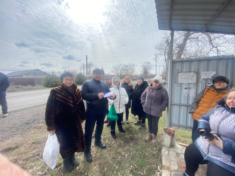 Депутаты Володарского муниципального совета Шахидан П.К. и Осипов А.Г. провели приемы граждан на закрепленных территориях. Депутаты Володарского муниципального совета Шахидан П.К. и Осипов А.Г. провели приемы граждан на закрепленных территориях.
